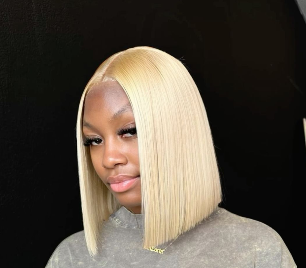 Miss Barbie Blonde Bob 2x6